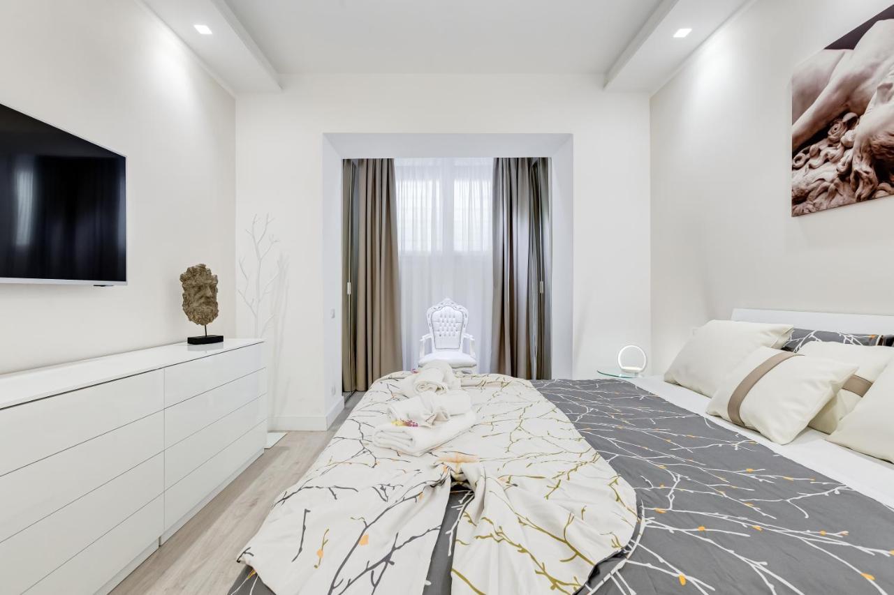 Bmga L The White Crown Apartment In Testaccio Rom Exteriör bild