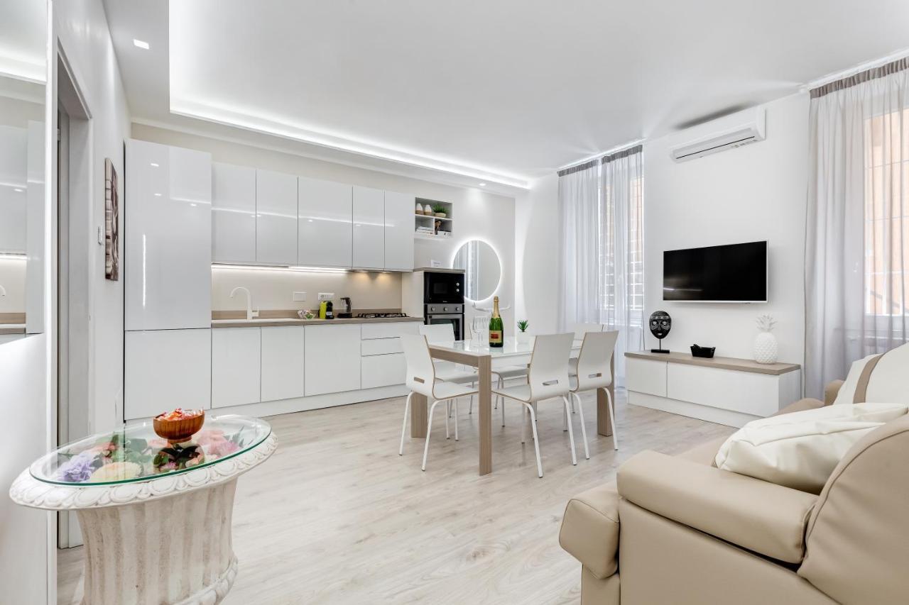 Bmga L The White Crown Apartment In Testaccio Rom Exteriör bild