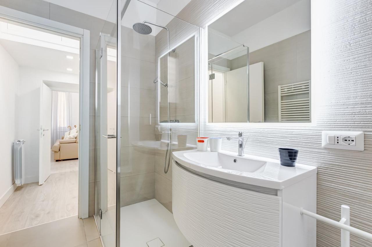 Bmga L The White Crown Apartment In Testaccio Rom Exteriör bild