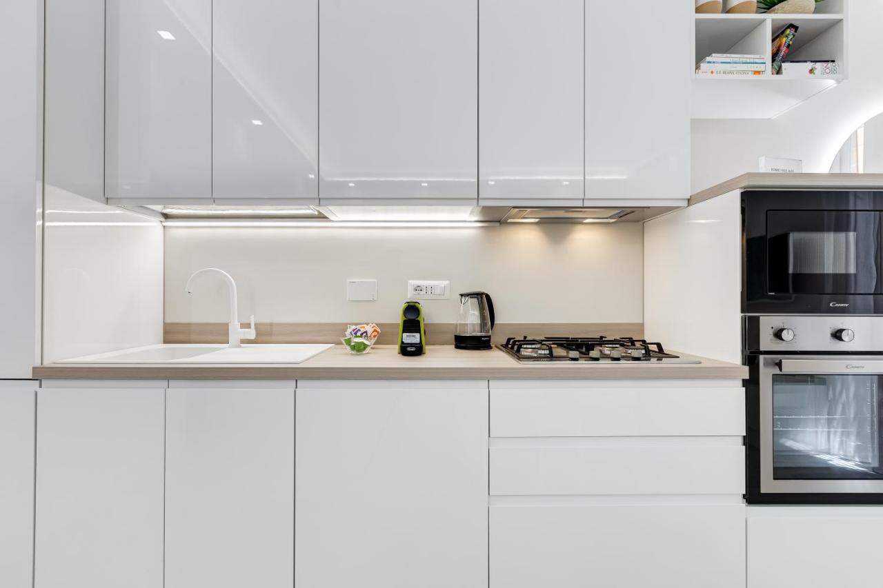 Bmga L The White Crown Apartment In Testaccio Rom Exteriör bild