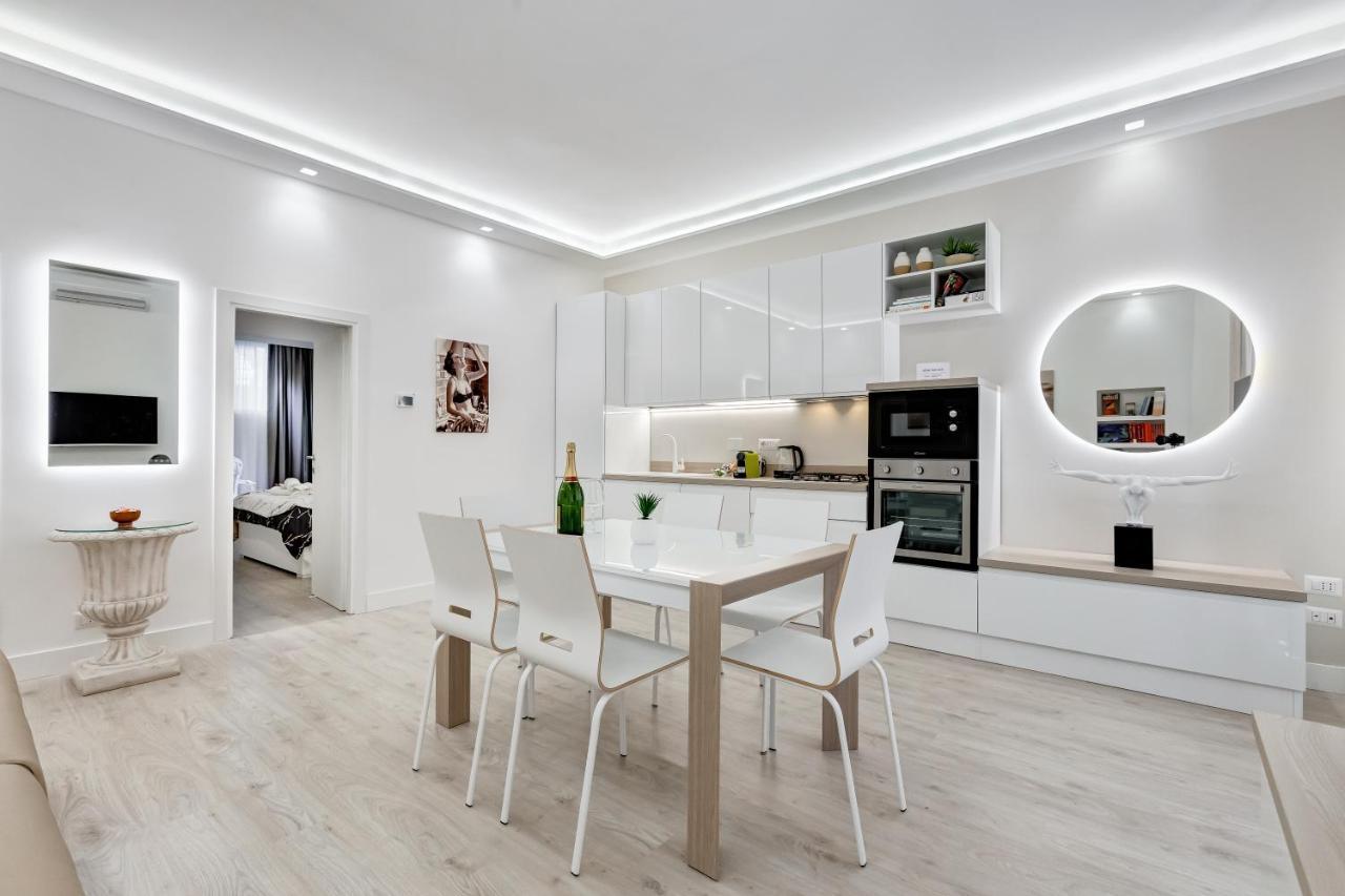Bmga L The White Crown Apartment In Testaccio Rom Exteriör bild